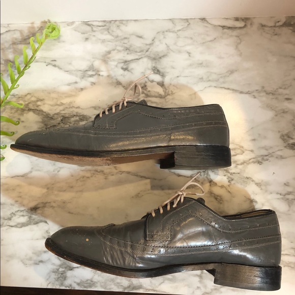 Ballys’s of Switzerland Grey Leather Wingtip - Picture 4 of 8